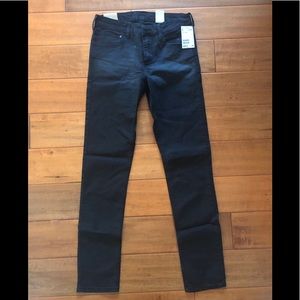 black skinny jeans